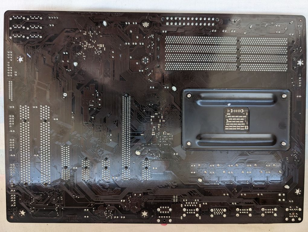 Материнская плата GIGABYTE GA-970A-DS3P (AM3+)