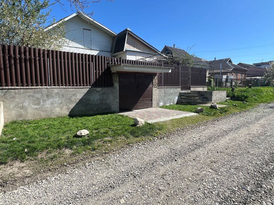 продам будинок м-н Гречани