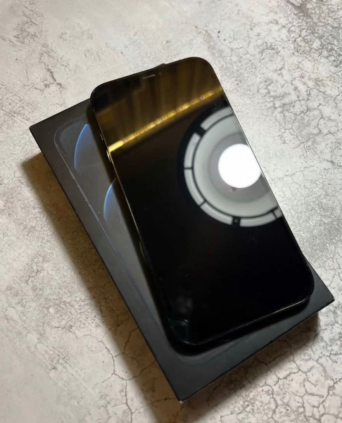 Продам iPhone 12 Pro Max 256