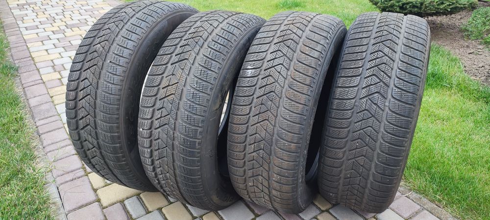 235.60.18 зима, Pirelli scorpion