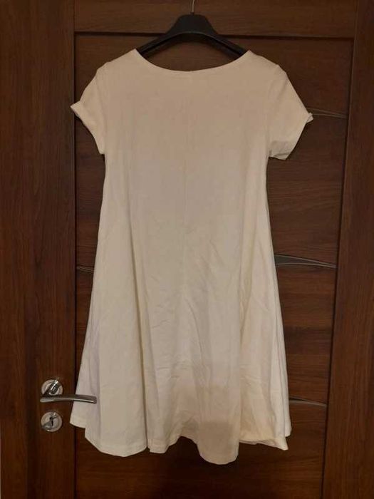 Kremowa sukienka oversize Selfieroom rozm XS