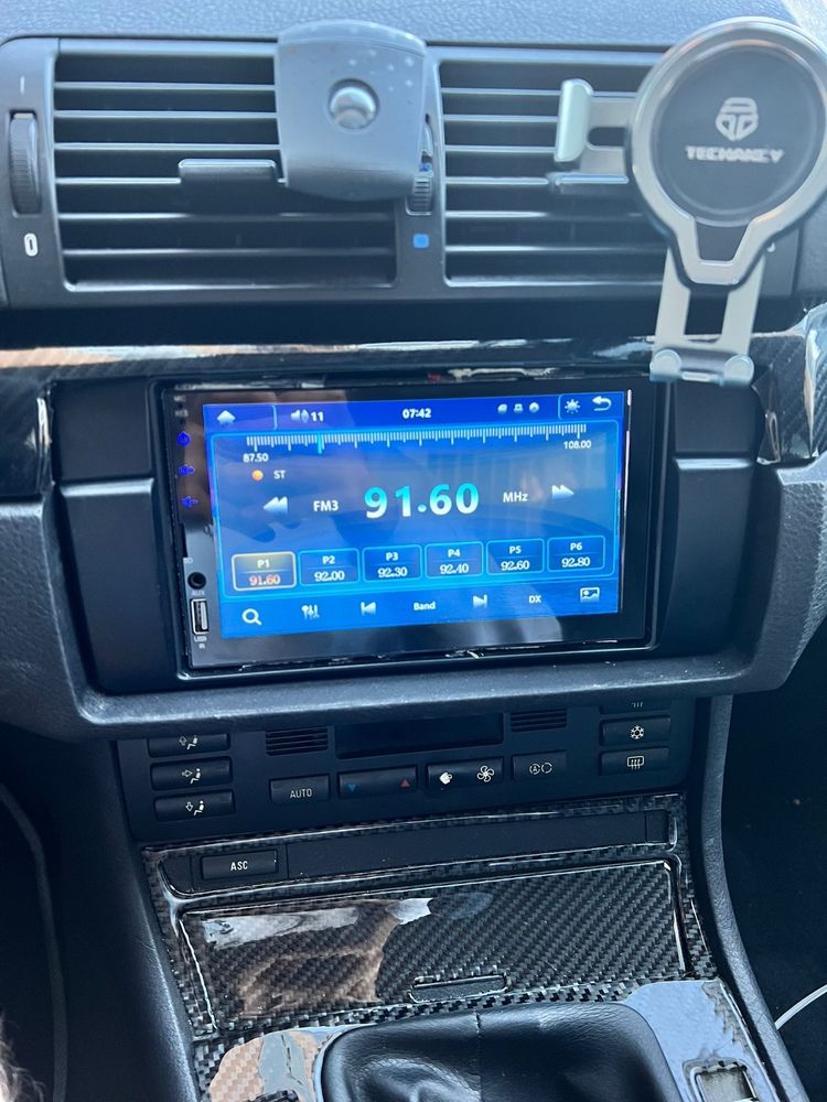 Radio Multimedia CarPlay com Camara Traseira.