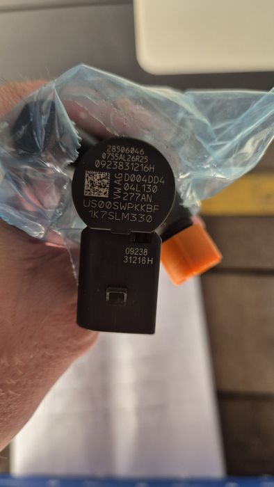 Форсунки 04L130277AN, 04L130277BD, 28565336 VW Seat Skoda 1.6 tdi