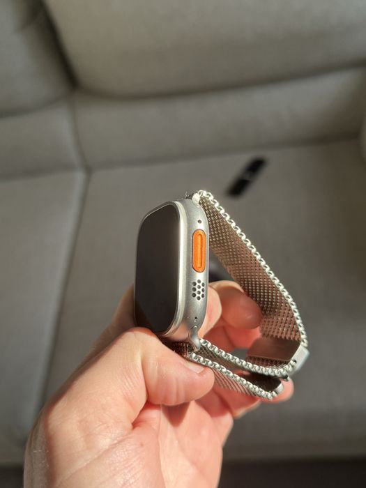 Apple Watch Ultra 2 (2024)- Caixa 49mm em Titânio