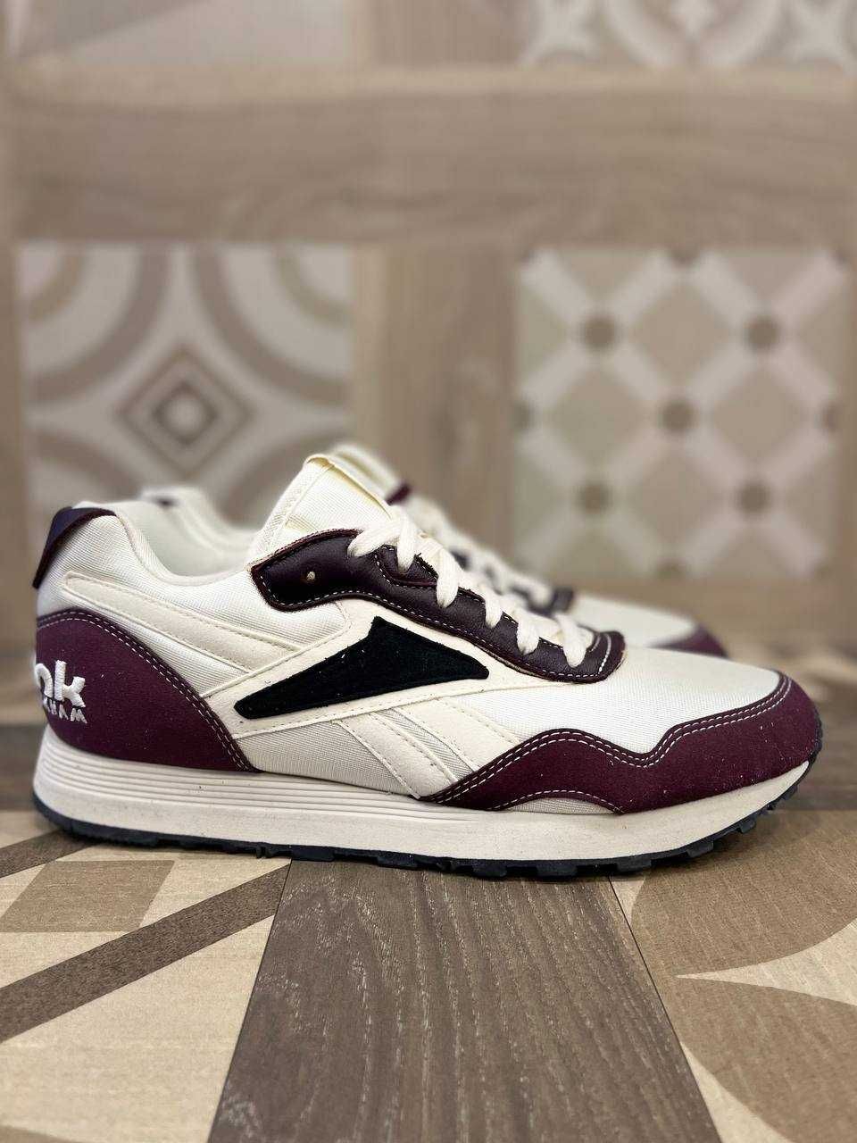 Кросівки Reebok Victoria Beckham Rapide White/Violet (41)