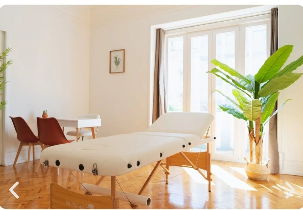 Massagens de relaxamento e terapêutica muscular .