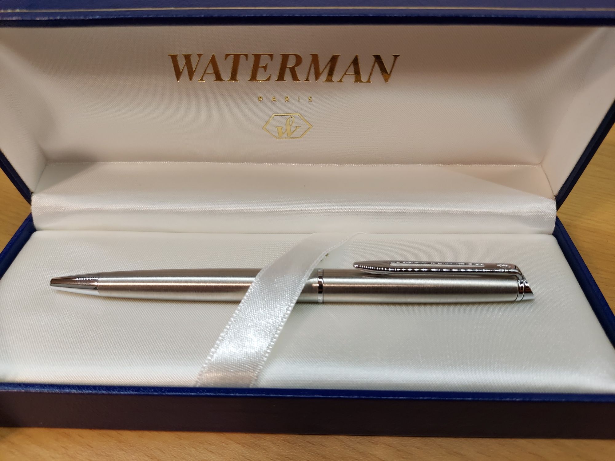 Długopis stalowy CT Waterman Hemisphere
Se