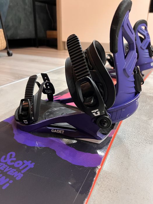 Deska snowboardowa Capita 130 z wiązaniami