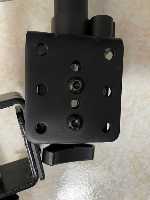 Suportes de mesa para monitores