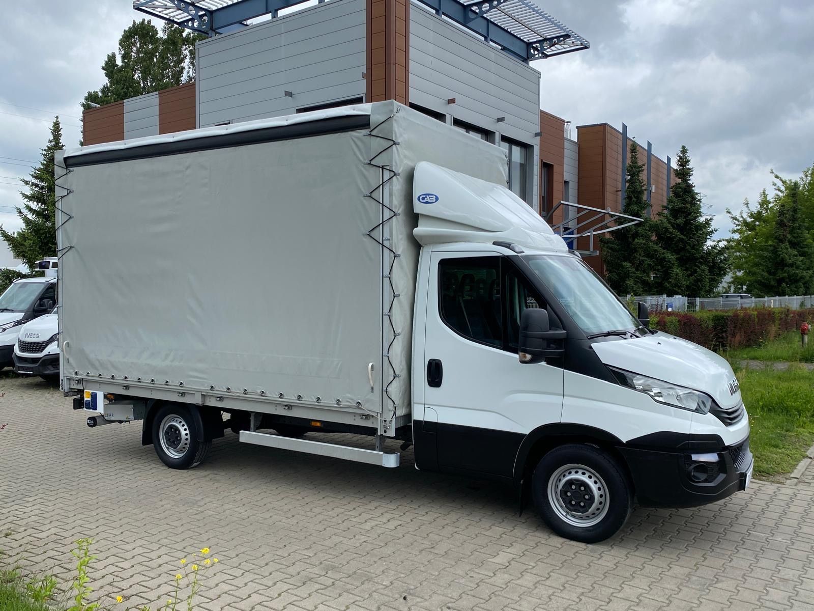 Iveco DAILY 35S16 HI-MATIC FIRANKA OBUSTRONNA 8 PALET WINDA BAR  otwierany dach / wysokość 2.4-2.7 m