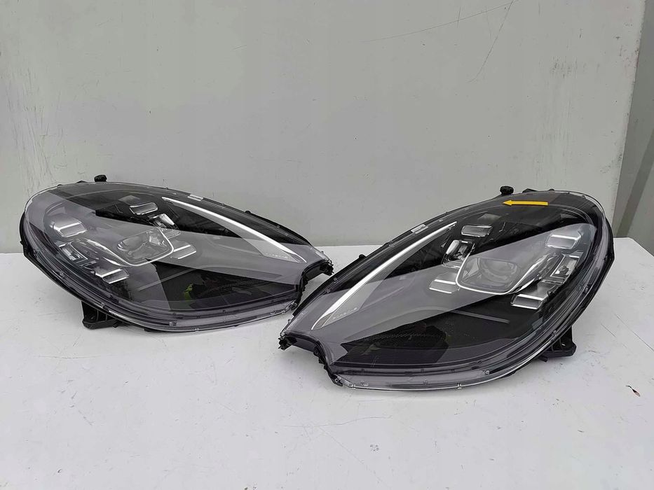 Фари Porsche Macan 95B Usa та Європа разборка фара запчастини