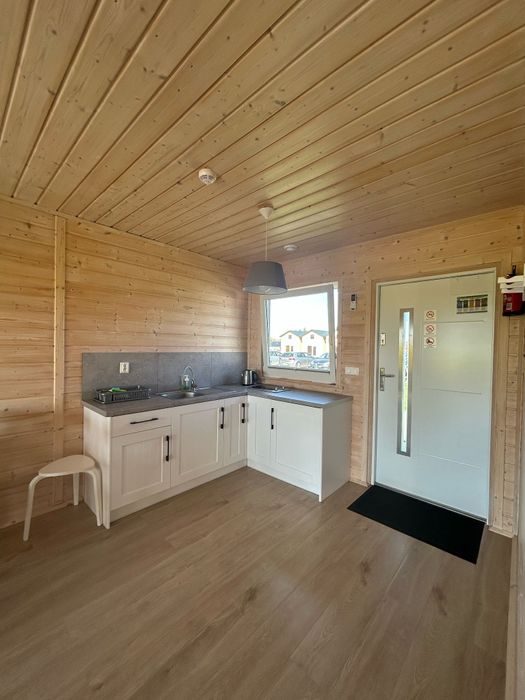 Domki nad morzem z dwoma sypialniami i klimatyzacją