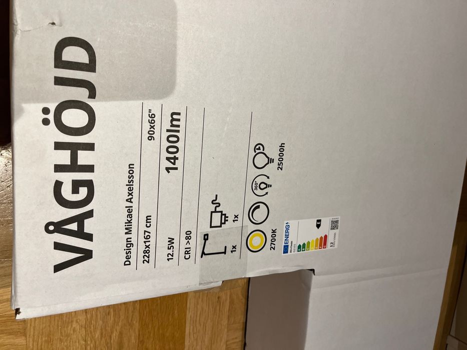 IKEA VAGHOJD Lampa podłogowa LED, można przyciemniać czarny