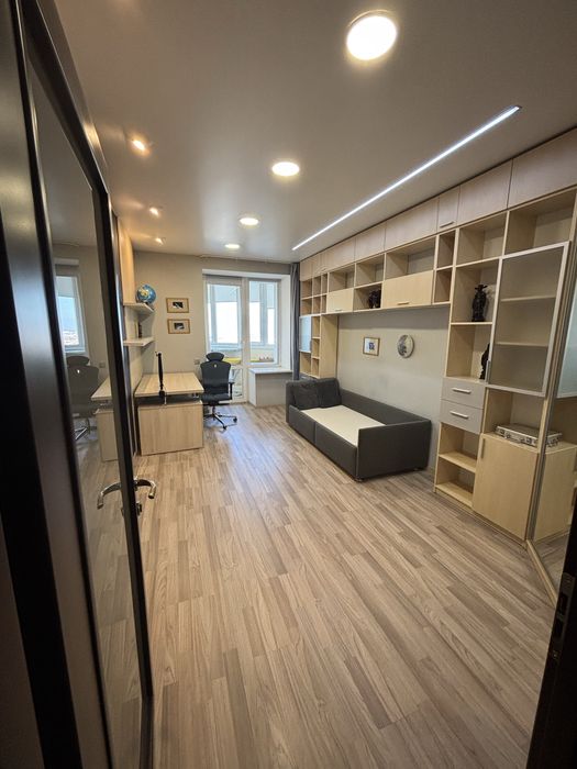 Сдам 4 комнатную квартиру Рабочая 146