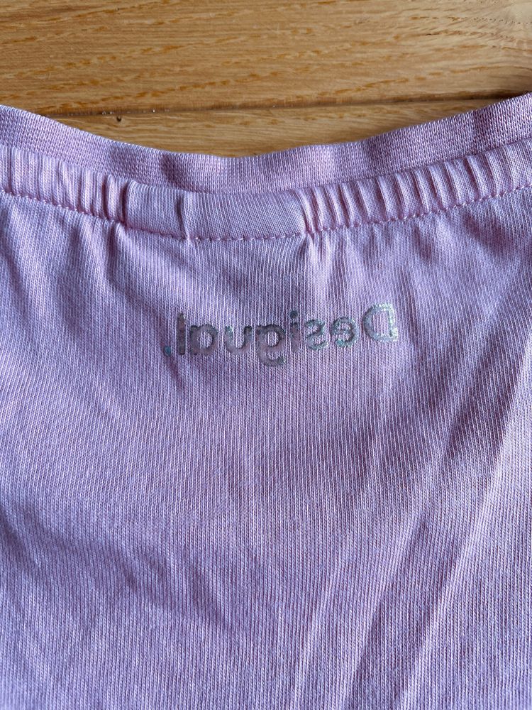 T-shirt / Desigual / 152