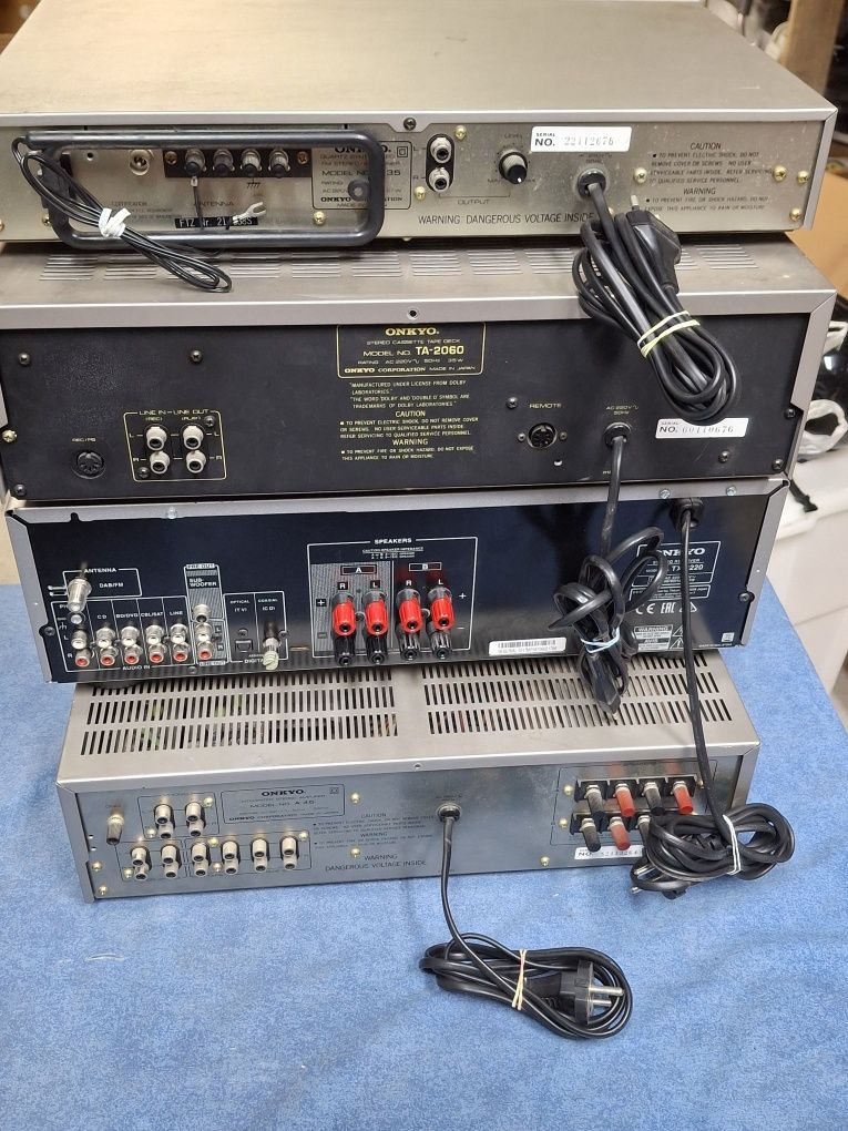 Zestaw stereo Onkyo tuner, nagnetofon ,amplituner, wzmacniacz
