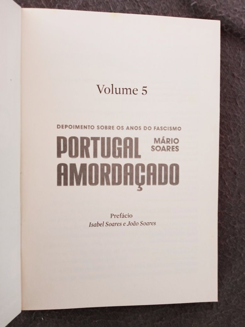 Livros jovens adultos
