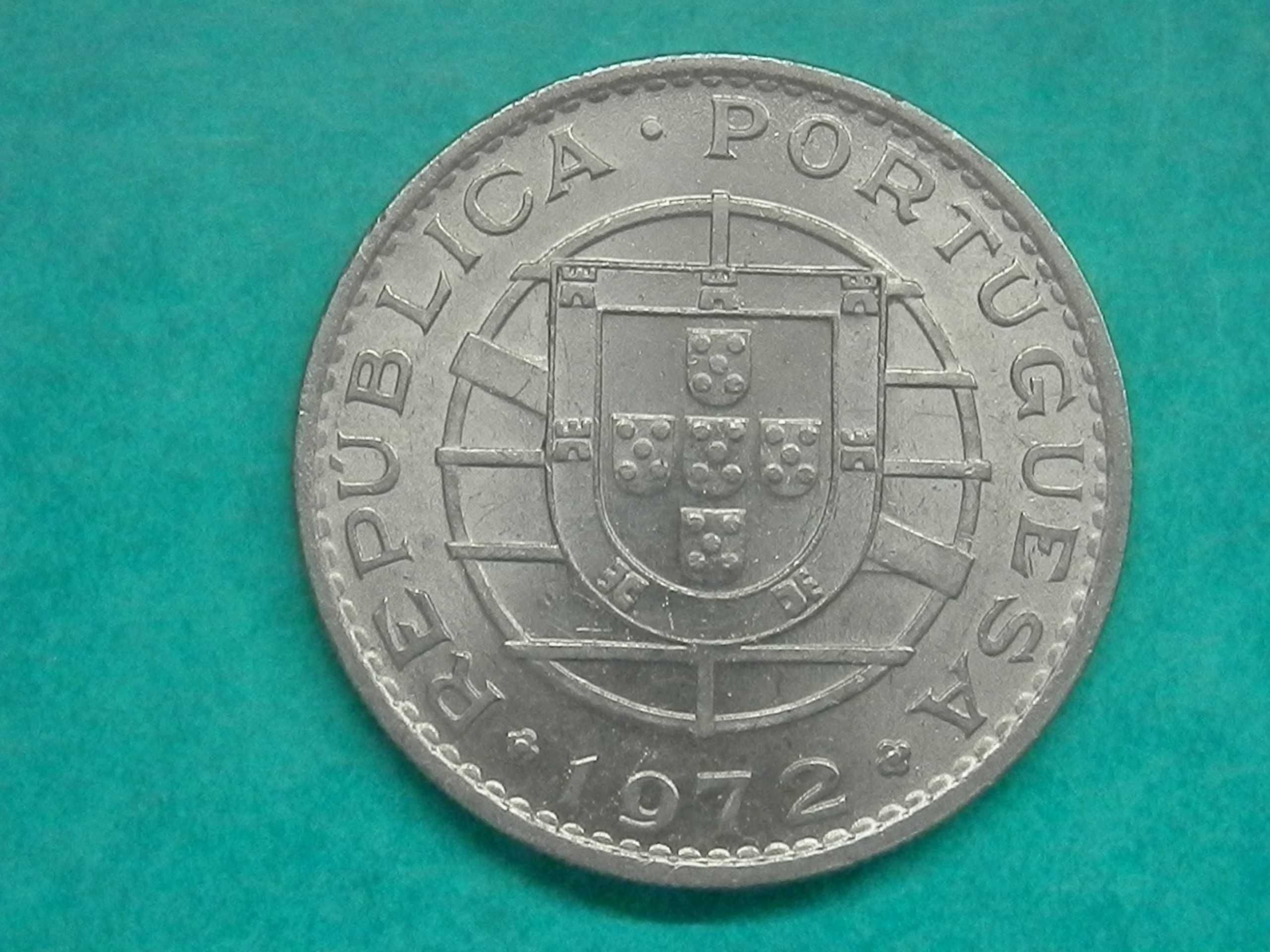 541 - Moçambique: 20$00 escudos 1972 níquel, por 4,00