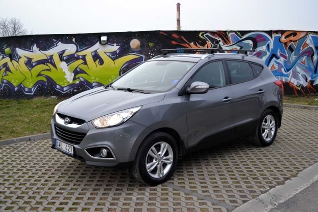 Hyundai ix35 2.0 CRDi 194 tys. km 2x koła automat 4x4 ZAREJESTROWANY