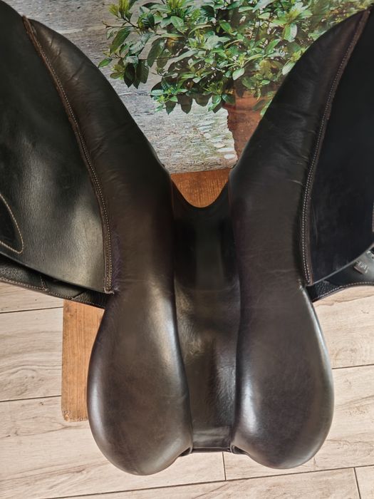 John Whitaker x Prestige 17 siodło skokowe