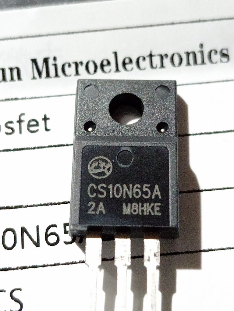 Транзистор 10N65
