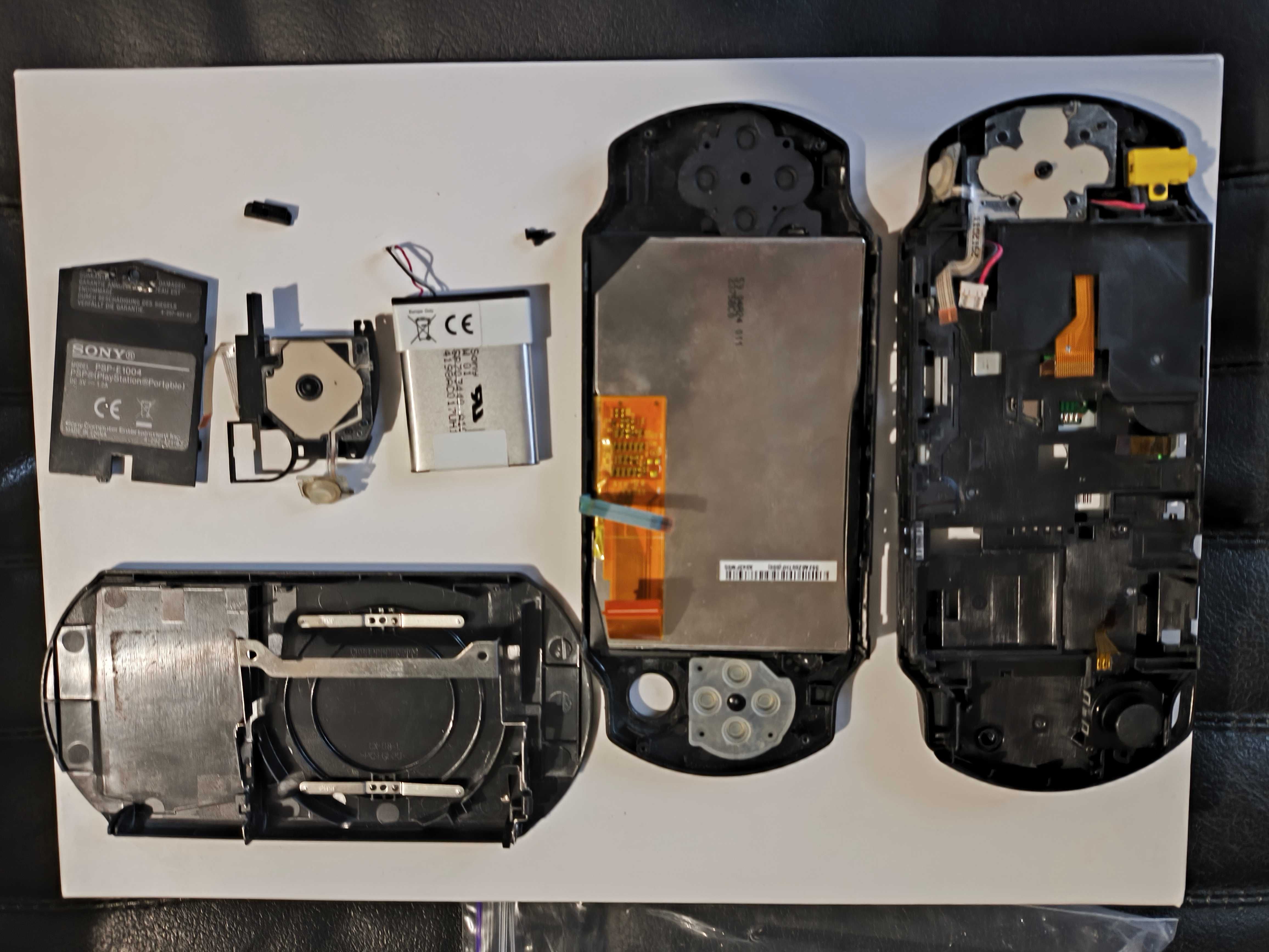 Sony PSP e1000 по частям