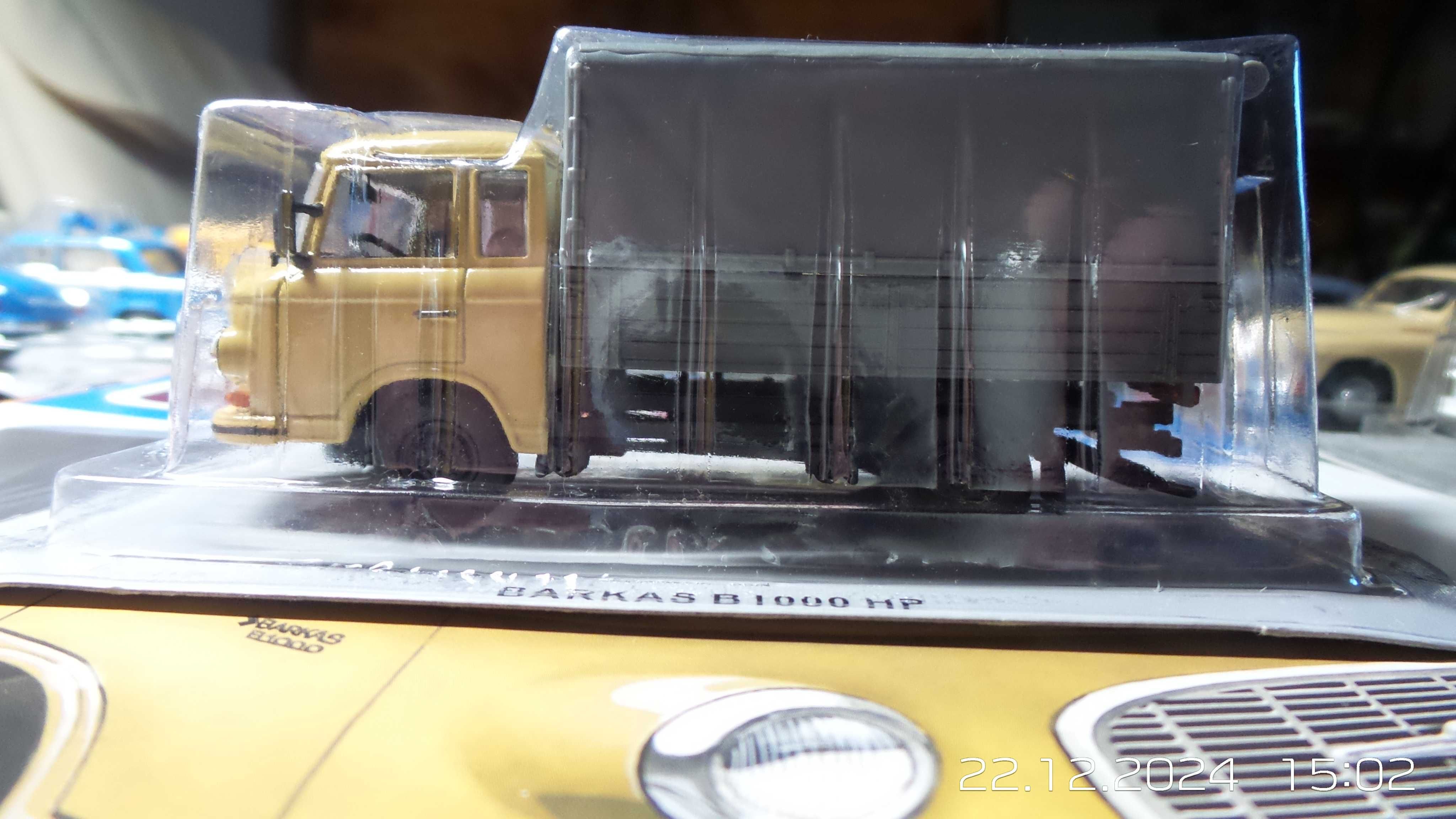 Barkas B 1000HP Z gazetką .Kultowe Auta PRL Oraz 140 innych modeLI