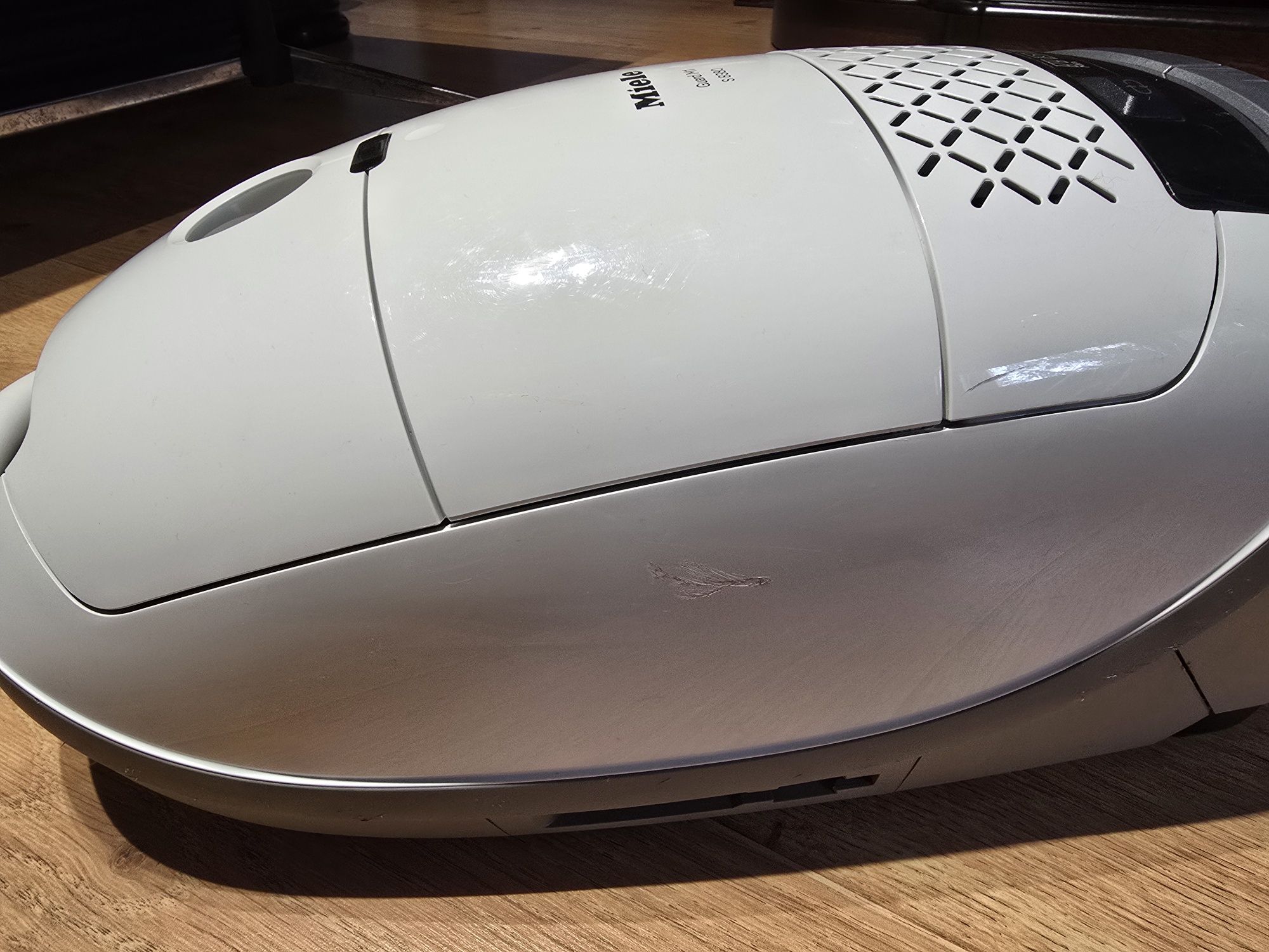Odkurzacz Miele Guard M1