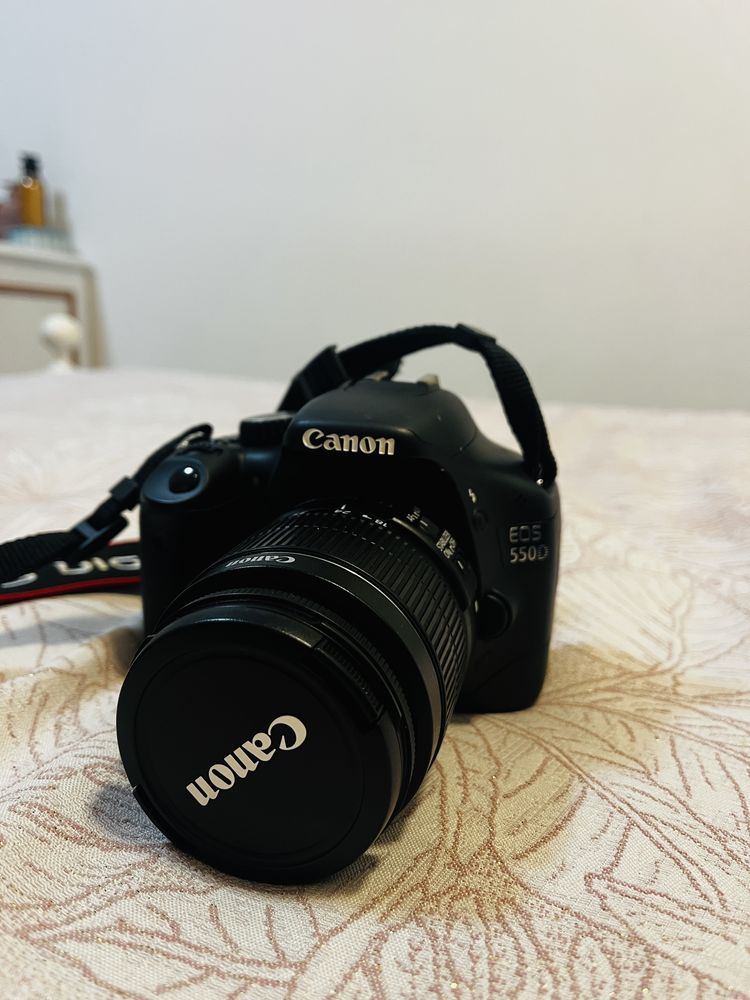 Canon 550D com 2 lentes