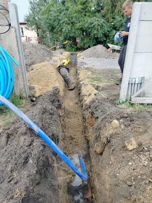 Usługi Koparko -ładowarką, Brukarstwo