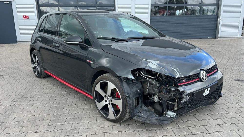 Volkswagen Golf GTI Perfromance