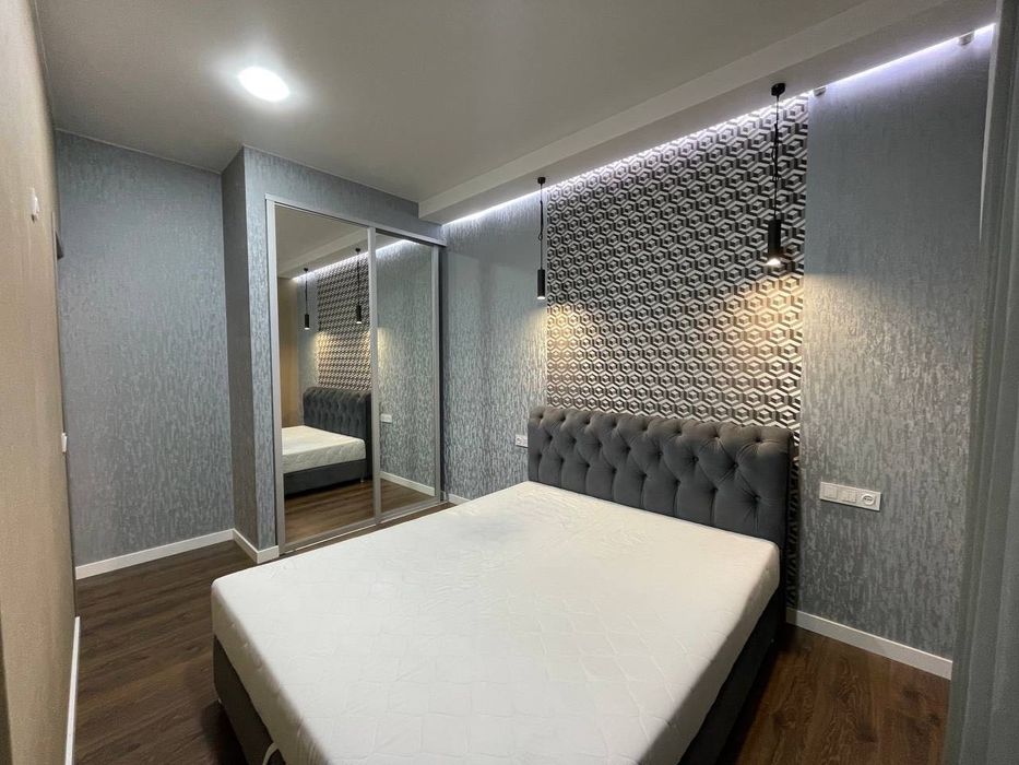 Сдаю 2к. квартиру в новострое проспект Поля