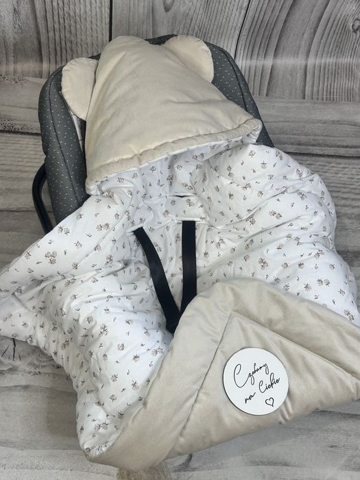 Otulacz do fotelika jeduenno zimoey ocirplsny duxo wzorow