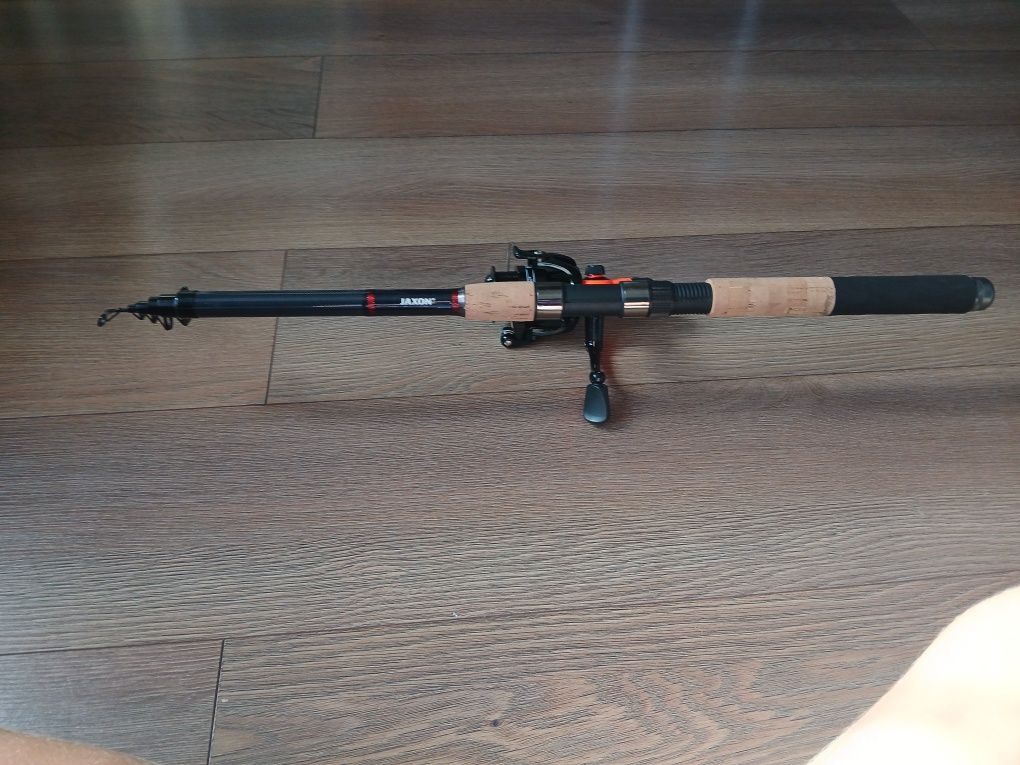 Sprzedam wentke kij jaxon kolowrotek robinson 270 wysokość  10-40g