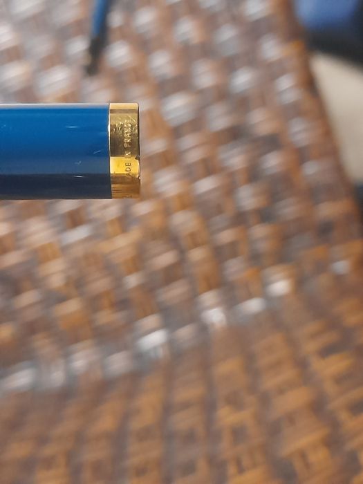 Caneta Dupont Fidélio laca aparo de ouro