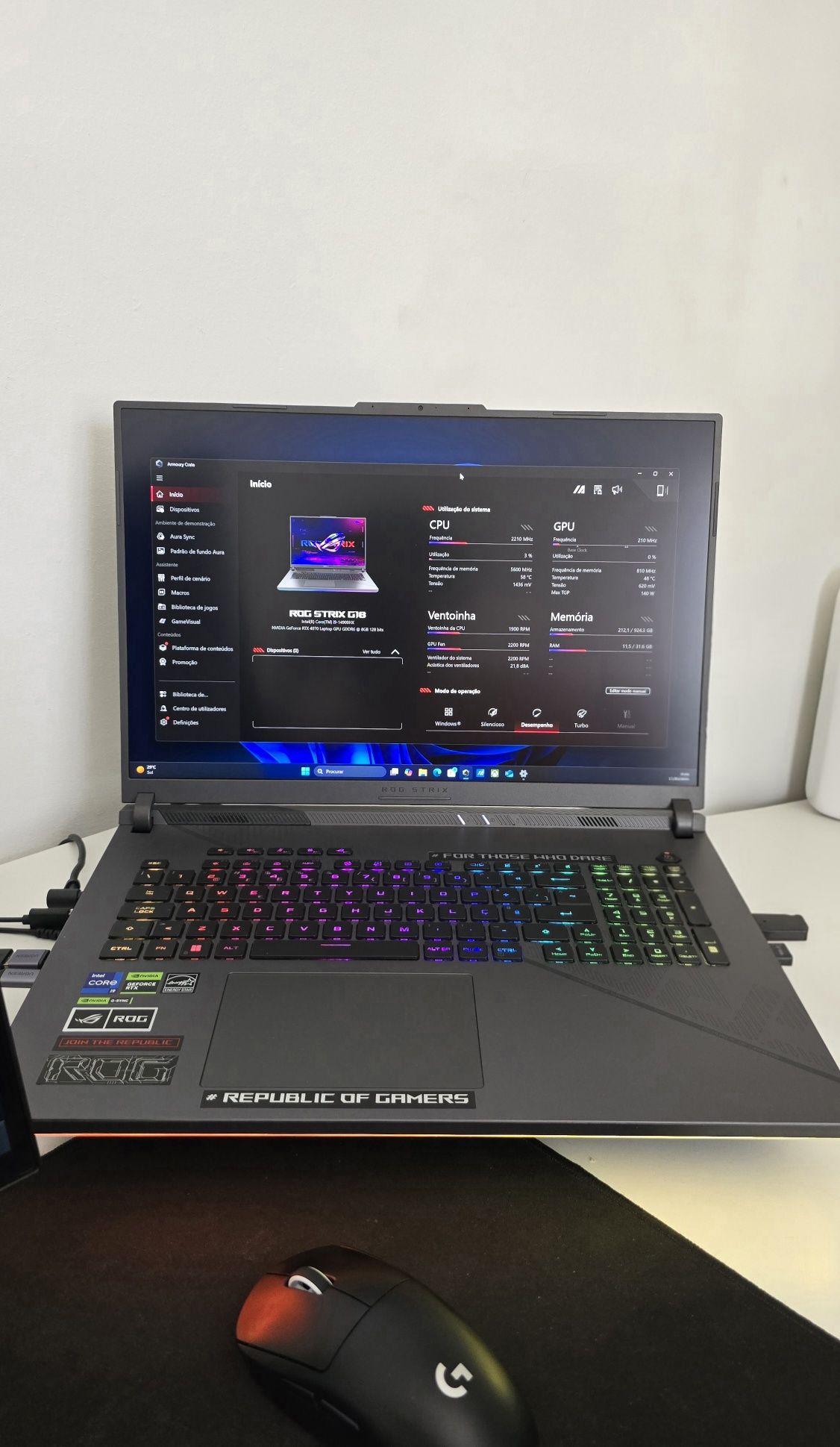 Setup Completo Gamer ASUS ROG Strix + RTX 4070 + Logitech/Razer