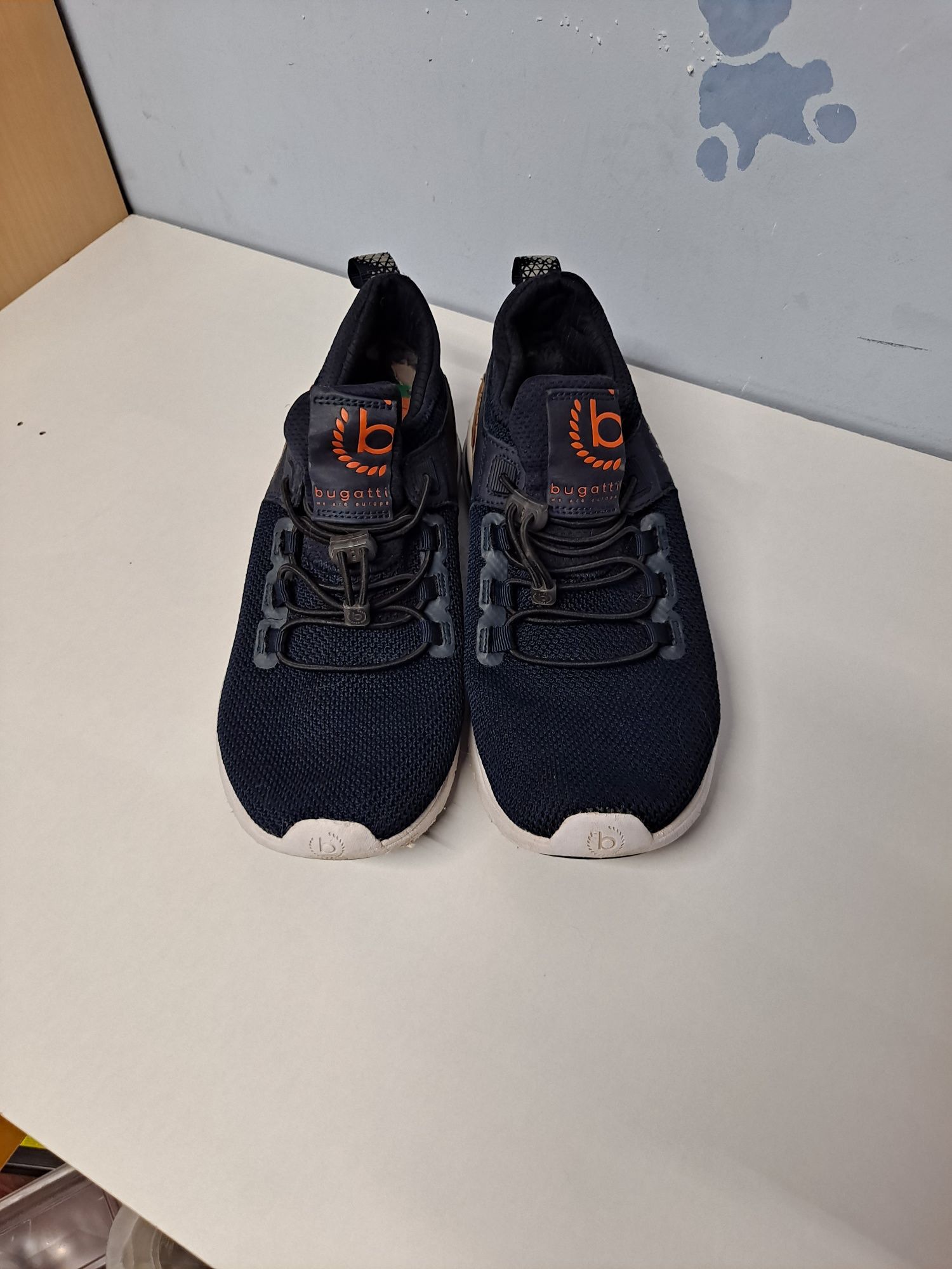 Sneakersy meskie Bugatti 41