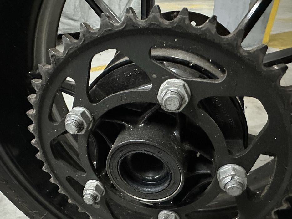 Jante traseira bmw s1000 rr oferta pneu pilot 2ct