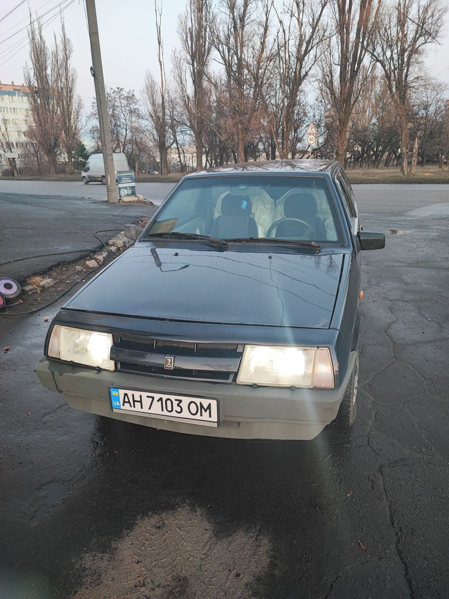 Автомобіль ВАЗ 2108