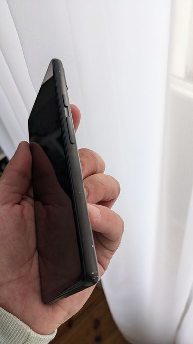 продам Pixel 6a 6/128gb