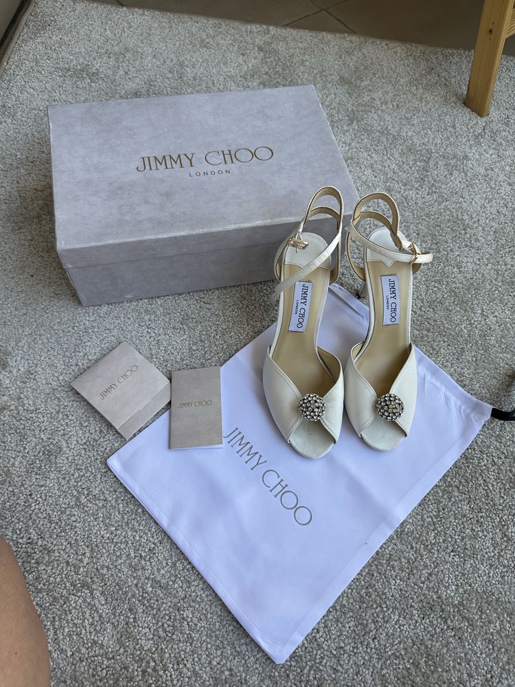 Szpilki ecru Jimmy Choo
