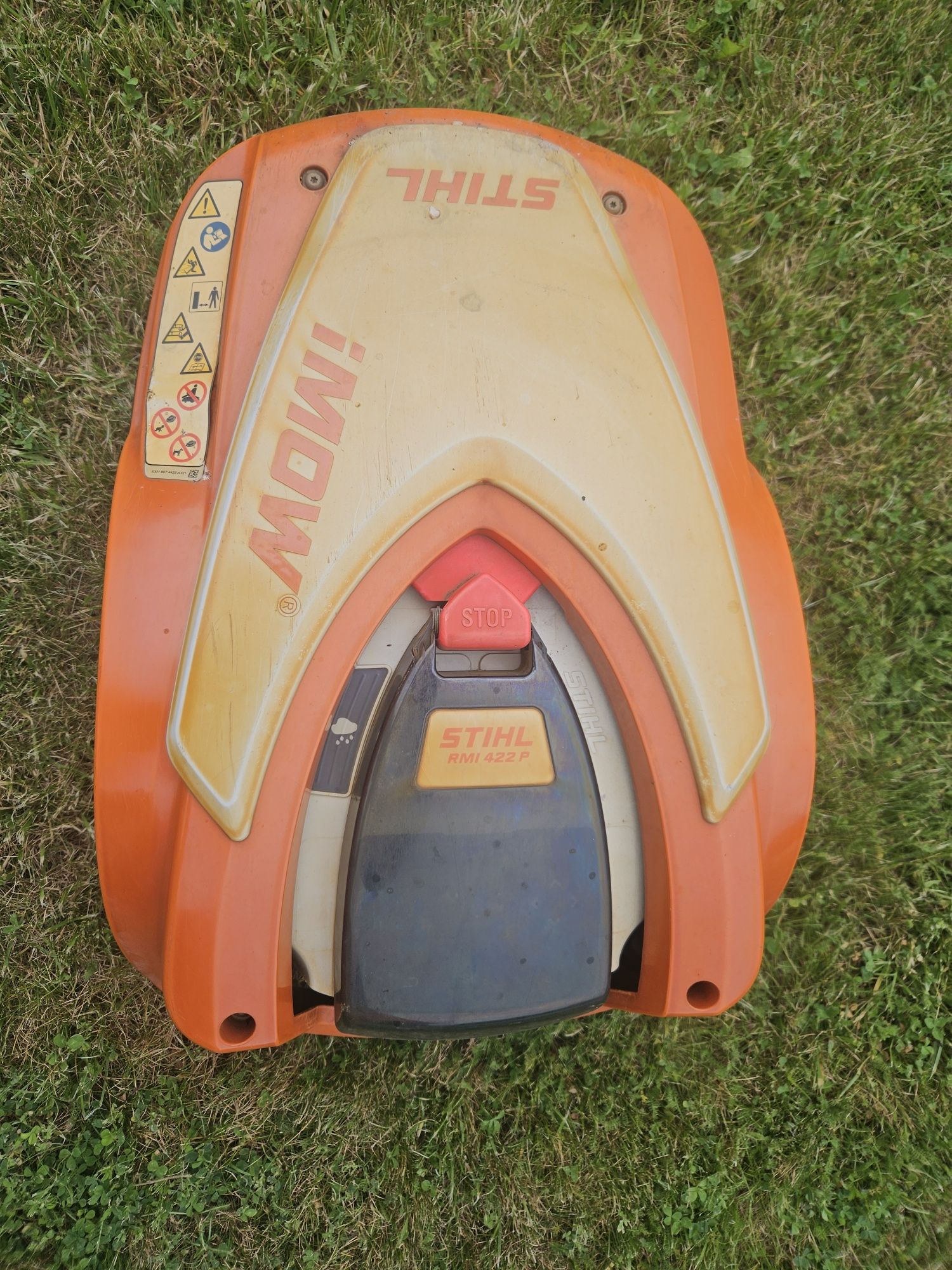 Robot koszący STIHL RMI 422P