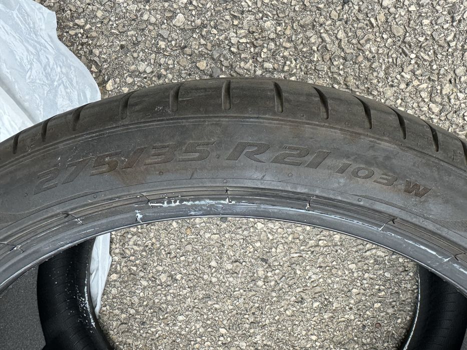Pneu tesla y performance 275/35 R21” pirelli Pzero