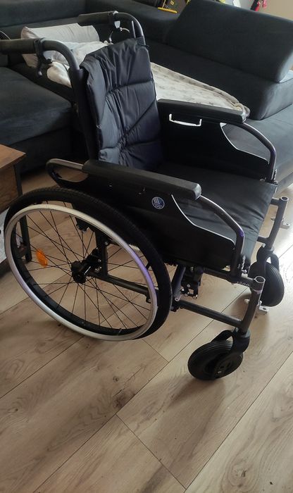 Wózek inwalidzki vermeiren D200
