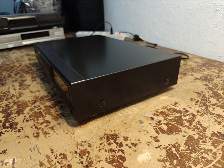 Odtwarzacz CD Technics SL-PG480A