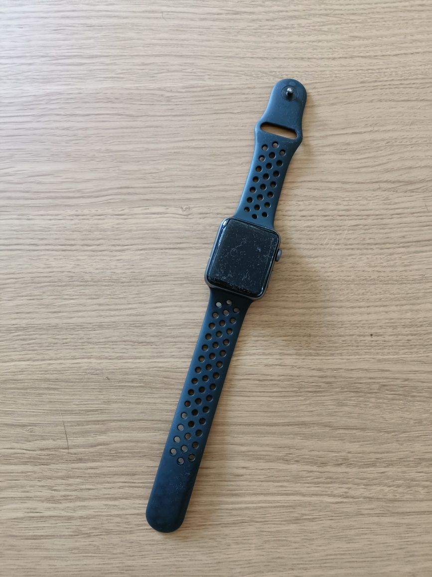 Apple Watch serie 3 - ecrã avariado