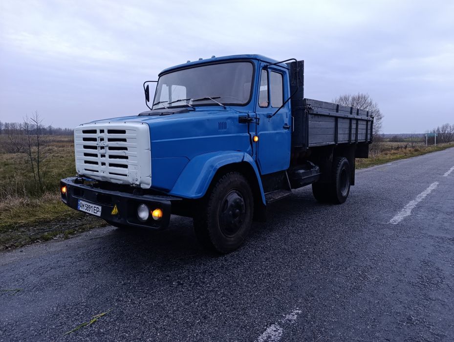 Продам ЗІЛ 4331 бортовий