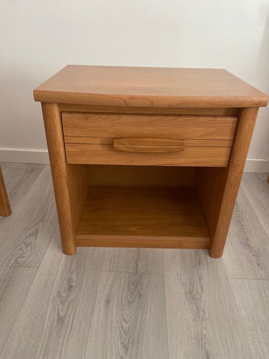 Mesa de Cabeceira Como Nova