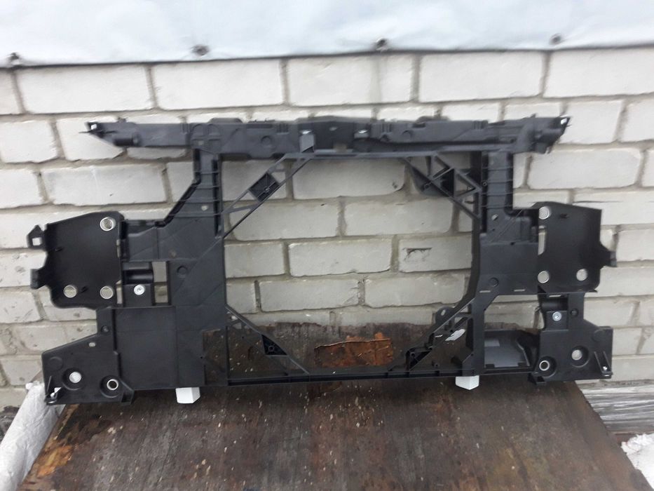 Фара фары  Renault Fluence Рено Флюенсу 13-