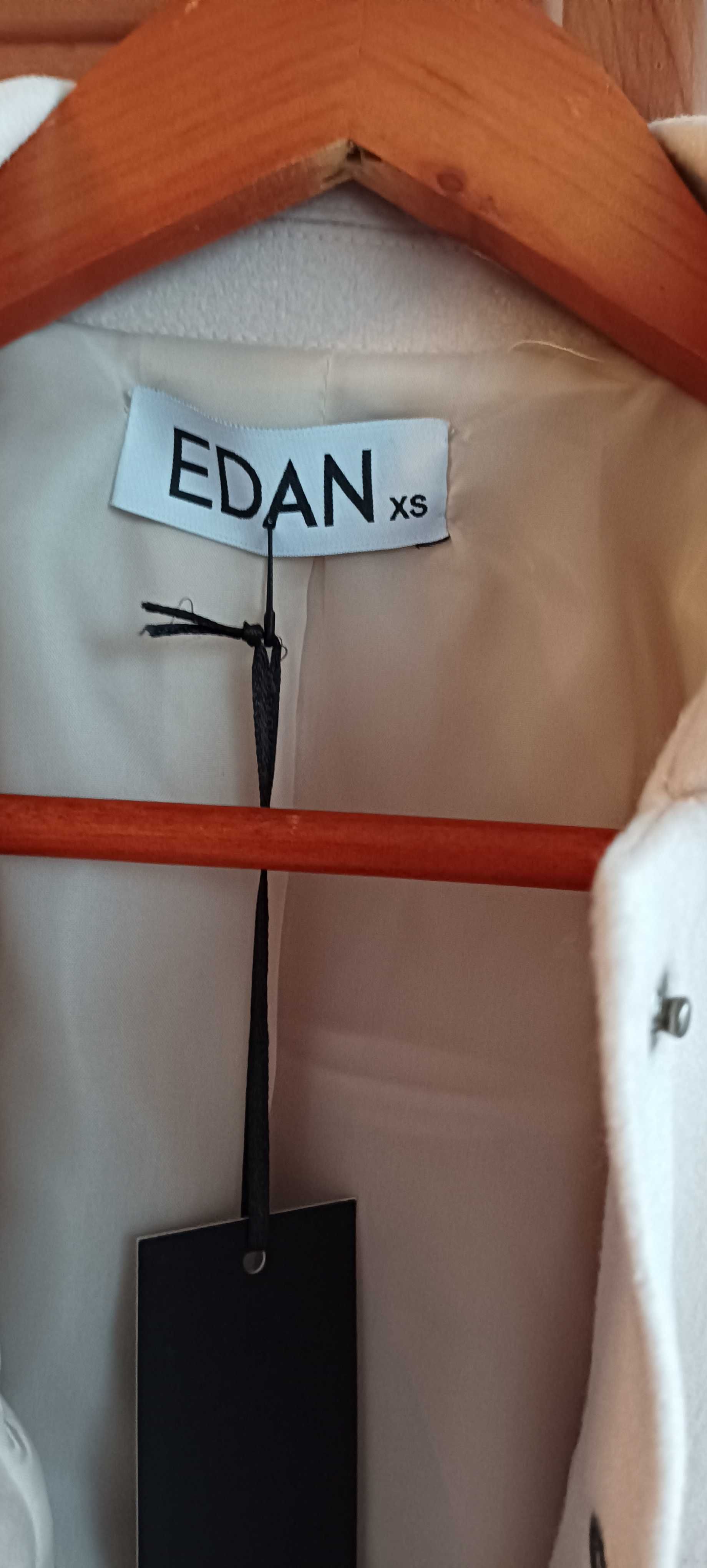 Nowa kurtka beżowa w rozmiarze XS Edan